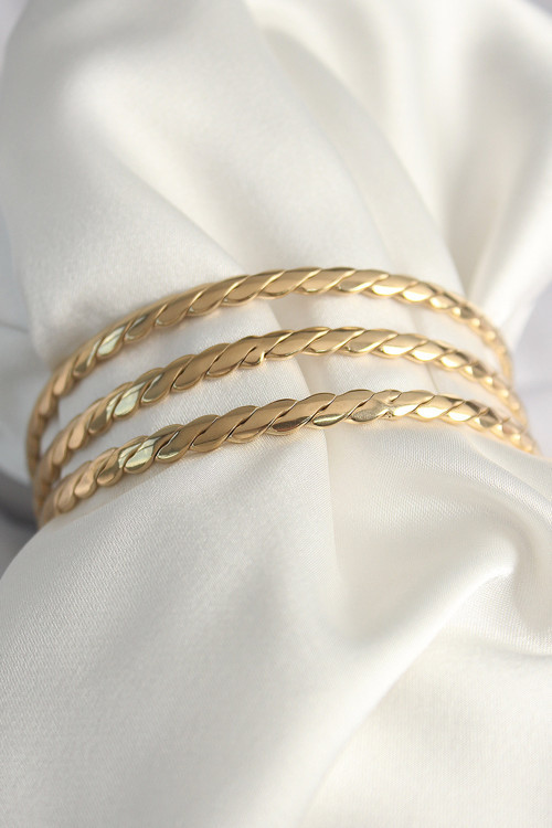 316L Çelik Gold Renk Burma Ajda Model Kadın Bileklik - TJ-BB6484
