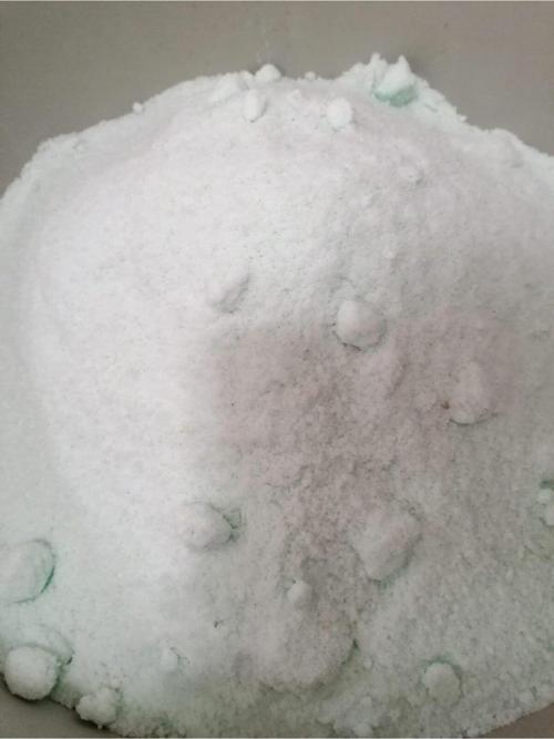 20-20-20 Me Npk Kompoze Yaprak Ve Damlama Gübresi 1 Kg Tartılıp Başka Ambalajda Gönderilecektir