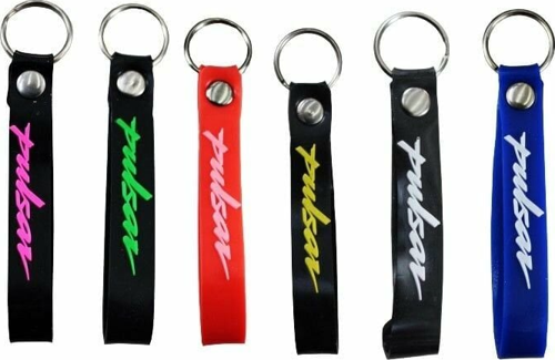 Perçinli Kauçuk Anahtarlık Bajaj Pulsar