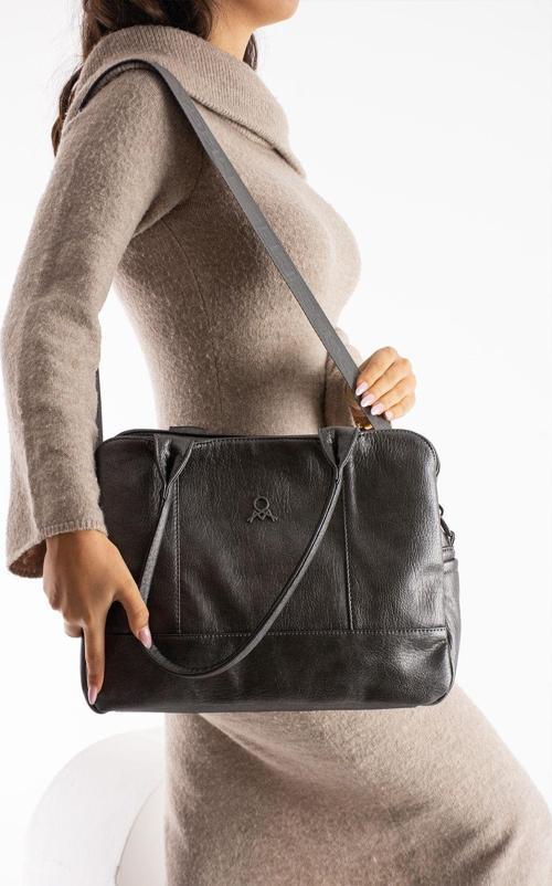 Bag 8 Bölmeli İçi Tamamen Astarlı Hafif Tasarım Omuz Çantası