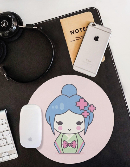 Kimonolu Japon Bebek Yuvarlak Kaymaz Taban Mouse Pad
