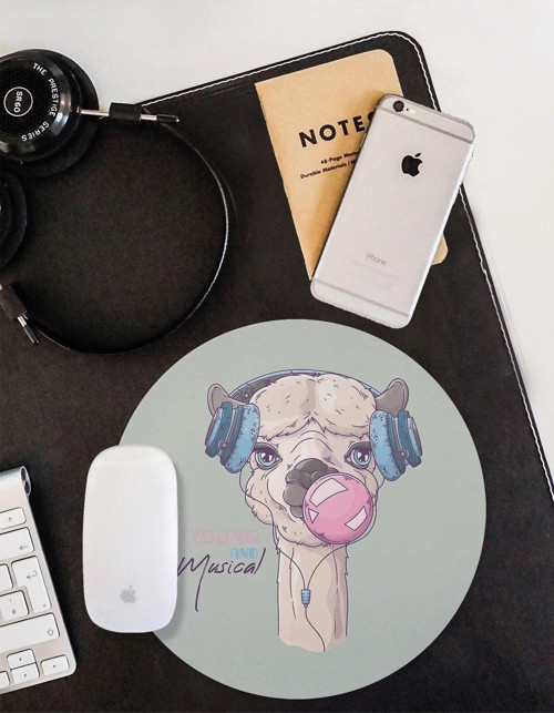 Genç Ve Müzikal Yuvarlak Kaymaz Taban Mouse Pad