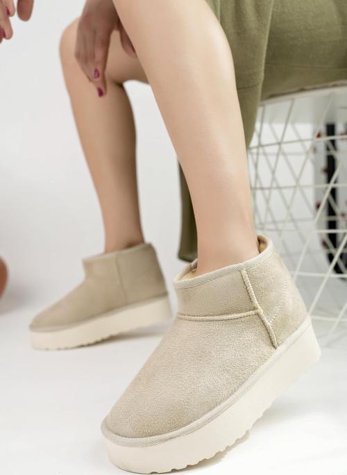 101 SOPHIE Dolgu Taban Kısa Kadın Bot Yünlü Bot