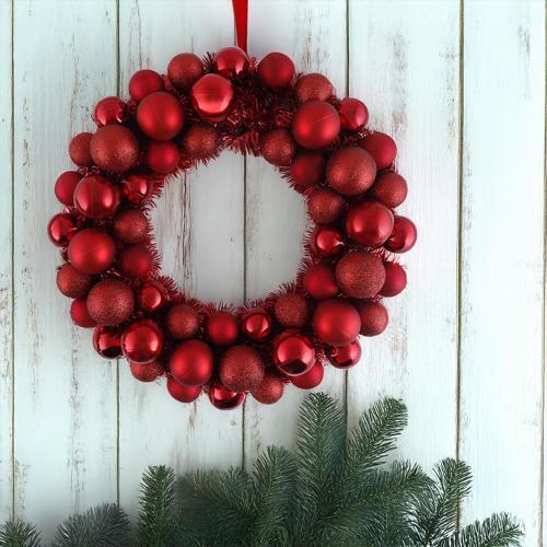 New Year Wreath With Berries