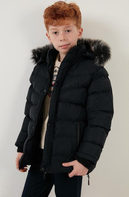 Peluş Astarlı Yakası Suni Kürklü Çıkarılabilir Kapüşonlu Kışlık Erkek Çocuk Mont 5761906 LACİVERT