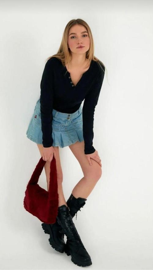 Vişne Toscana Baget Çanta / Baget Peluş Çanta ( En:30 Boy:20)