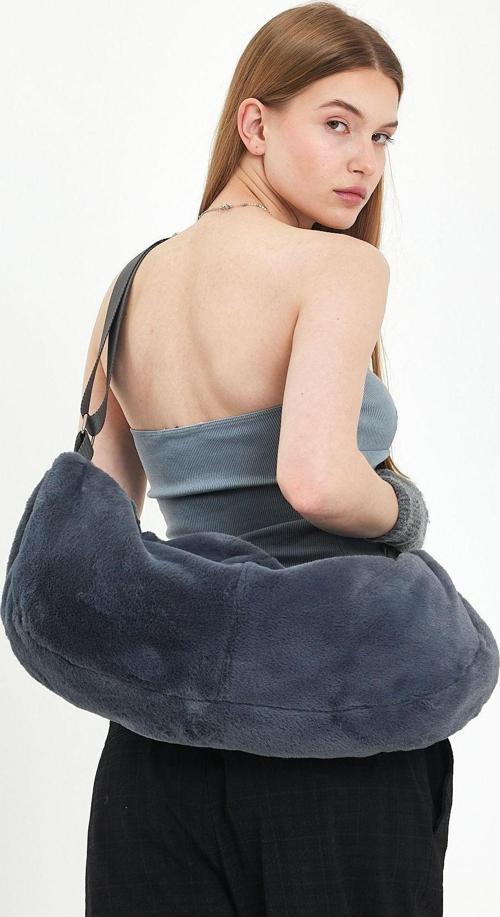 Fluffy Peluş Moon Bag Fermuarlı, Astarlı , Omuz & Çapraz / Spor & Günlük Çanta