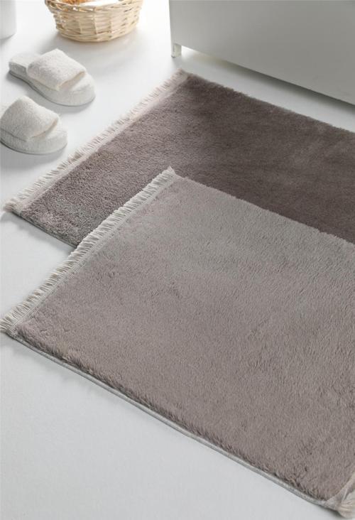 Püsküllü Peluş Kaydırmaz Taban 2li Paspas Takımı -