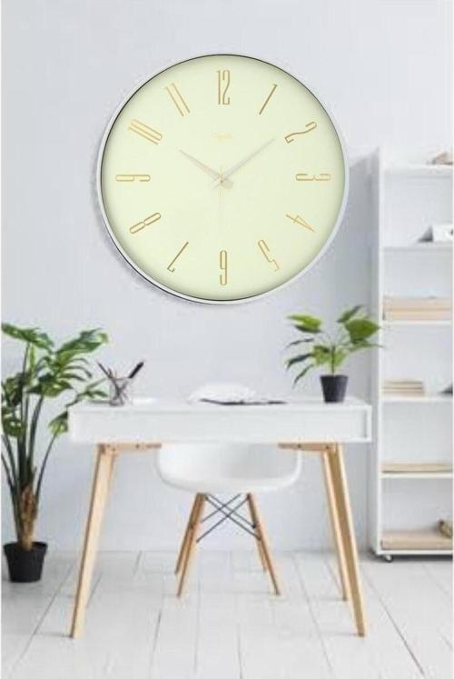 Ekru Renk Büyük Boy Duvar Saati Modern Tasarım 50X50 Cm