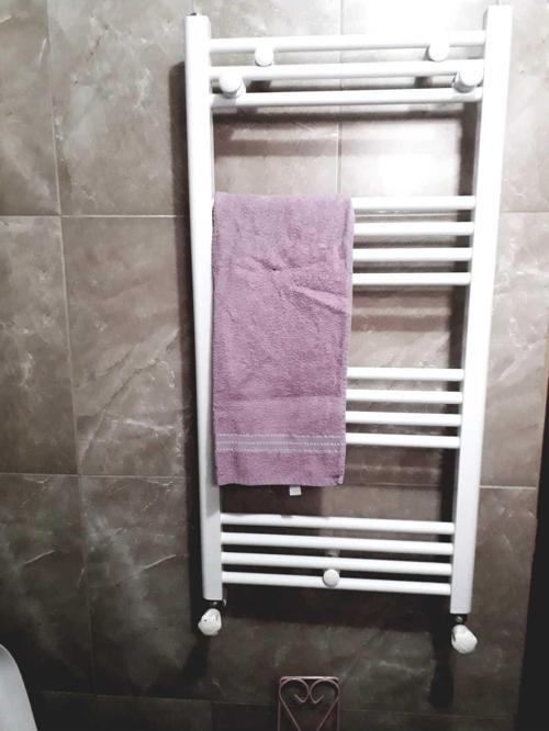 Simaş Havlupan 500 x 1000 Beyaz 14 Borulu Havlupan + 2 Adet Radyatör Vanası Beyaz
