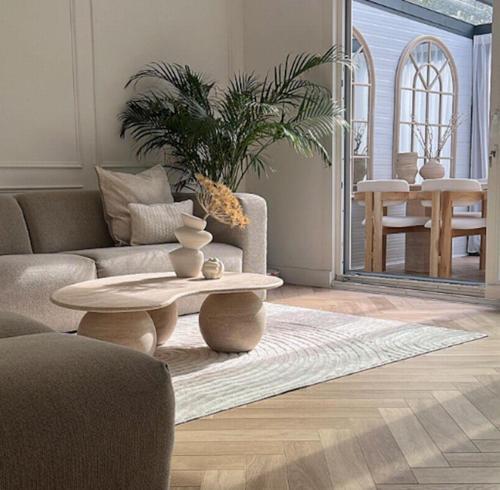 Miarik Design Mermer Traverten 3 Top Ayaklı Orta Sehpa Fastop