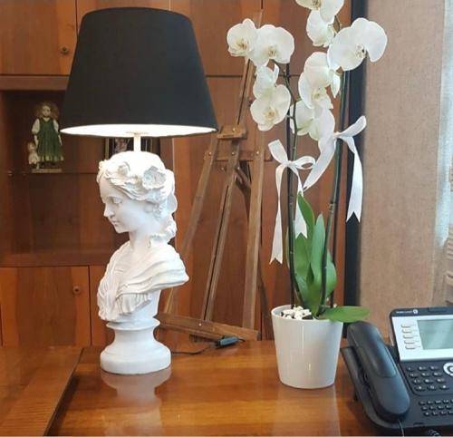 Miarik Design & Dekorasyon Heykel Abajur