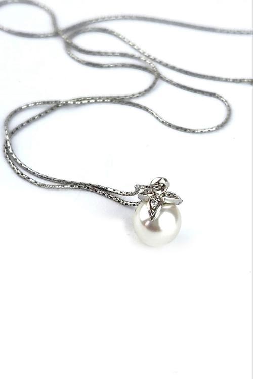 İtalyan 925 ayar Gumuş İNCİ kolye 