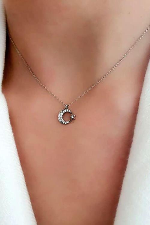 Ay yıldız figürlü gümüş minimal kolye