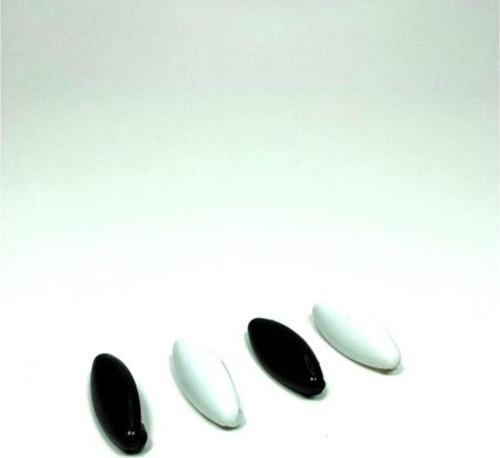 4 Adet Plastik Çengelli Eşarp Ve Şal İğnesi Siyah Beyaz 4 Cm