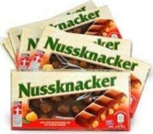 Choceur Nussknacker Tüm Fındıklı Alman Çikolatası 100 Gr 5'Li