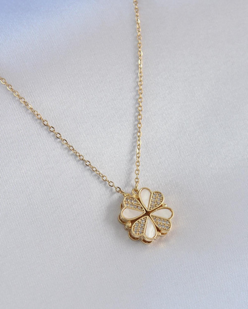 316L Çelik Gold Renk Açılır Yonca Model Kadın Kolye - TJ-BKO7225