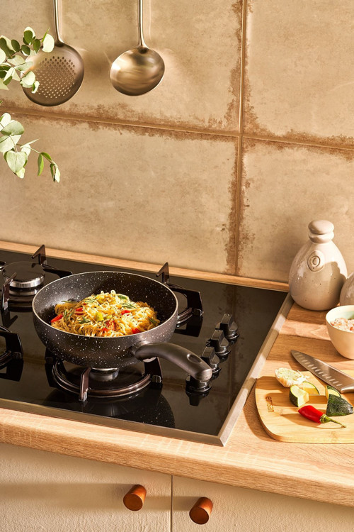 Nova Wok Tava 22 Cm