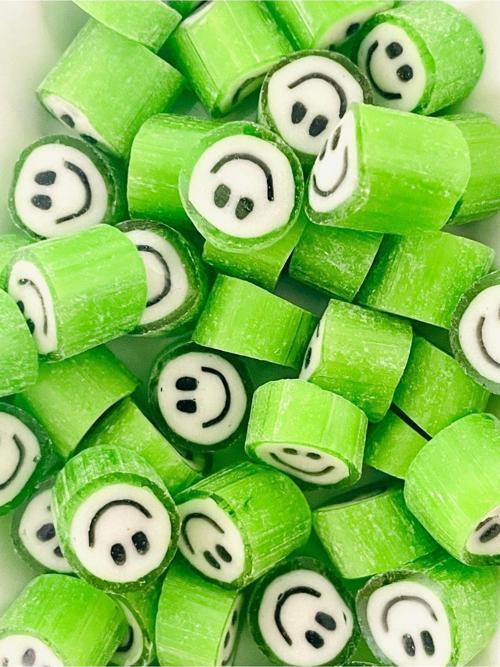 Yeşil Gülenyüz Desenli Şeker 250 Gr