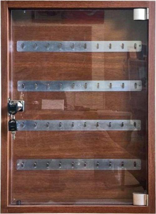 Anahtar Dolabı 20'Li Ahşap 30X40 Pan351