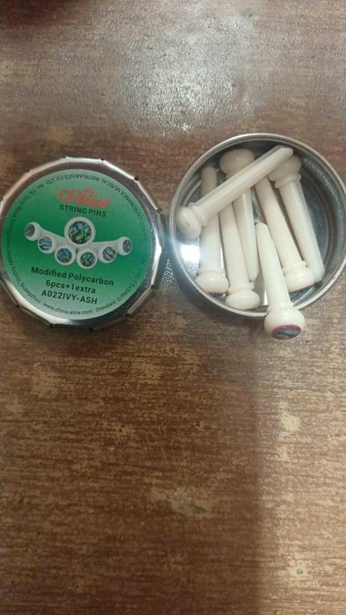 A022Ivy-Ash Modifled Polycarbon 6+1 Akustik Gitar Pin Seti