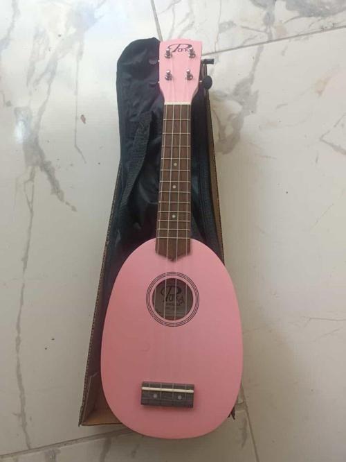 Pembe Renk Soprano Boy Ananas Model Ukulele+Kılıf+Pena