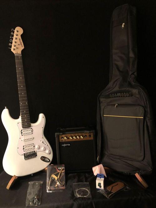 Elektro Gitar Seti(Gitar-Amfi-Askı-Kapo-Tuner-Kılıf-Kablo-Pena-Yedek Takım Tel)