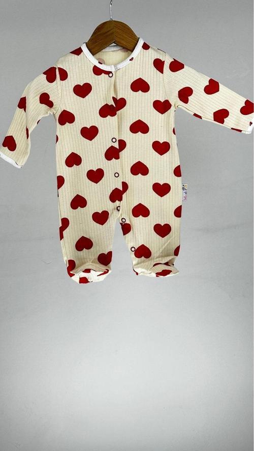 Kalpli Patikli Uzun Kollu Çıtçıtlı %100 Pamuklu Kız Bebek Tulum Krem 3 Ay