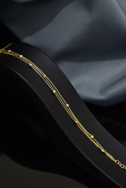 925 Ayar Gümüş Gold Kaplama Üç Renk Dorika Toplu Üç Zincir Zincir Kadın Bileklik