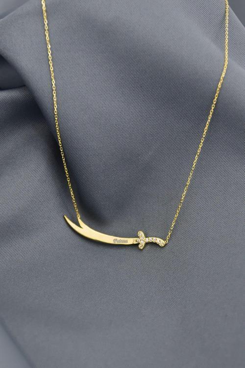 925 Ayar Gümüş Altın Kaplama Fatma Yazılı Taşlı Zülfikar Kılıç Kolye