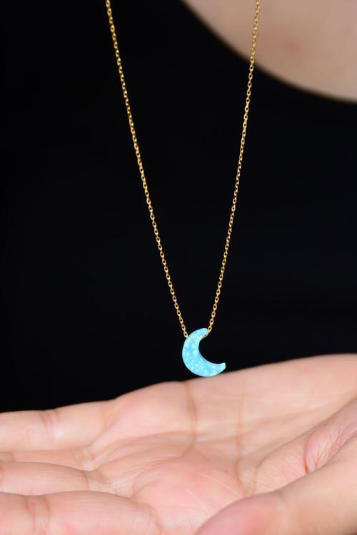 925 Ayar Gümüş Altın Kaplama Turkuaz Opal Taş Hilal Kadın Kolye