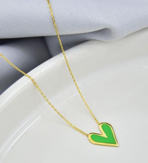 925 Ayar Gümüş Altın Kaplama Yeşil Mineli Kalp Kolye
