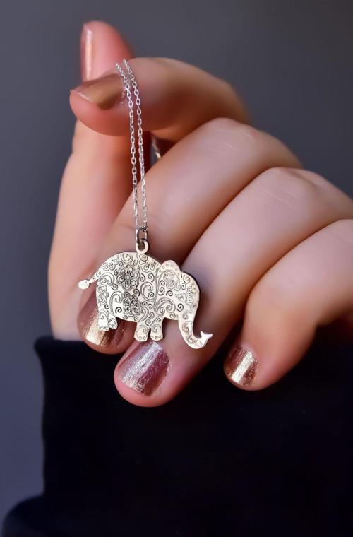 925 Ayar Gümüş Antik Ve Etnik Desenli, Vintage Fil Kolye
