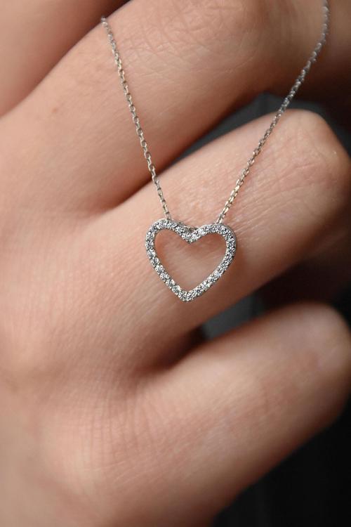 925 Ayar Gümüş Rodyum Kaplama Montür Kalp Kolye