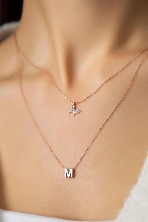 925 Ayar Gümüş Rose Kaplama Kadın Asansörlü Beyaz Kelebek Ve Harf Model Kolye
