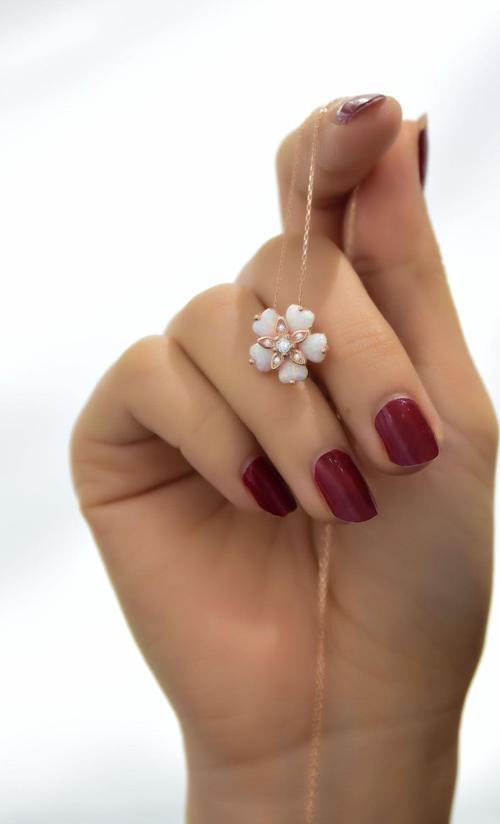 925 Ayar Gümüş Rose Kaplama Beyaz Opal Taşlı Unutma Beni Çiçeği Kolye