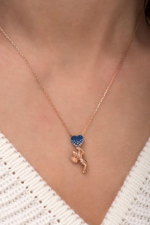 925 Ayar Gümüş Rose Kaplama Kalp Tutan Melek Kolye