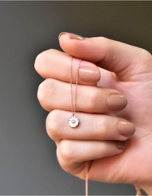 Kadın Taşlı Papatya Model Rose Kaplama 925 Ayar Gümüş Kolye