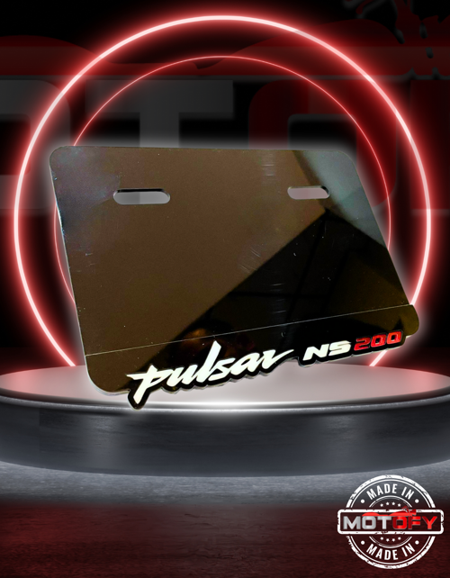 BAJAJ PULSAR NS200 LOGOLU PREMİUM PLEKSİ PLAKALIK 19X11,5 CM