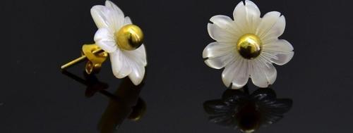 925 Ayar Gümüş Altın Kaplama Çivili Sedef Küpe