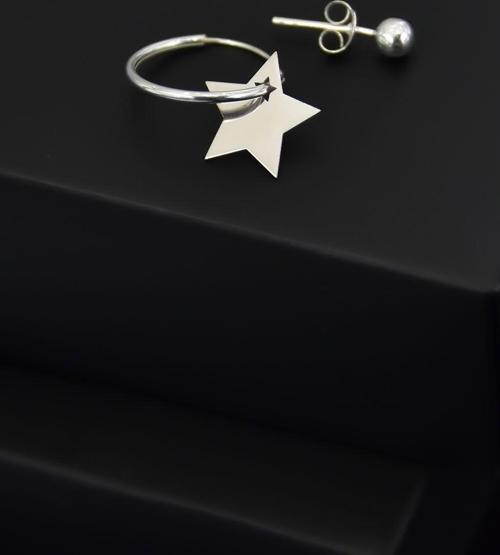 925 Ayar Gümüş Rodyum Kaplama Yıldız Halka Ve Top Küpe