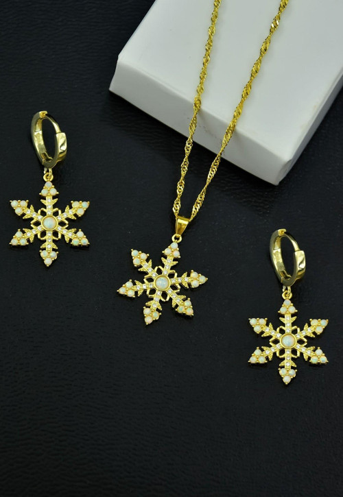 925 Ayar Gümüş Gold Kaplama Singapur Zincir Opal Kar Tanesi Kadın Kolye Ve Küpe Set