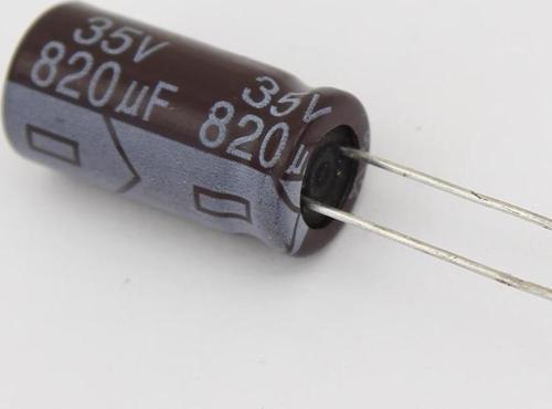 820/35 V KONDANSATÖR