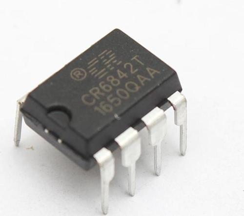 Entegre Devre CR 6842 4+4