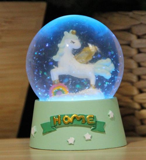 Unicorn Işıklı Kar Küresi Yeşil