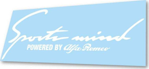 Alfa Romeo Mind Kaput Üzerinde Araba Sticker Yapıştırması