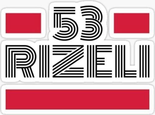 53 Rizeli Plaka Araba Sticker Yapıştırması