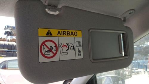 Airbag Uyarısı Sticker Güneşlik Yanındaki 2 Adet