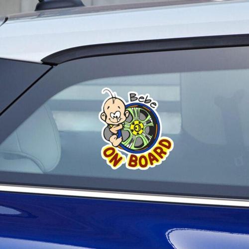 Arabada Sevimli Bebek Var Sticker Yapıştırma 2adet 10cm Md1
