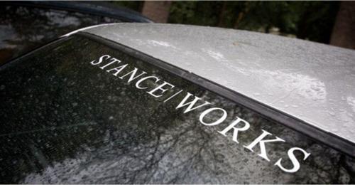 Stance Works Ön Cam Sticker Yapıştırması Araba Sticker